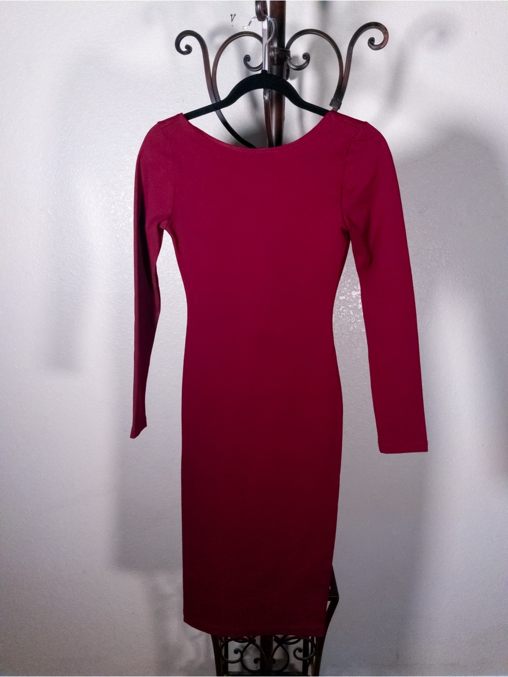 Lulu Burgundy Open Back Bodycon Midi Dress Small NWOT